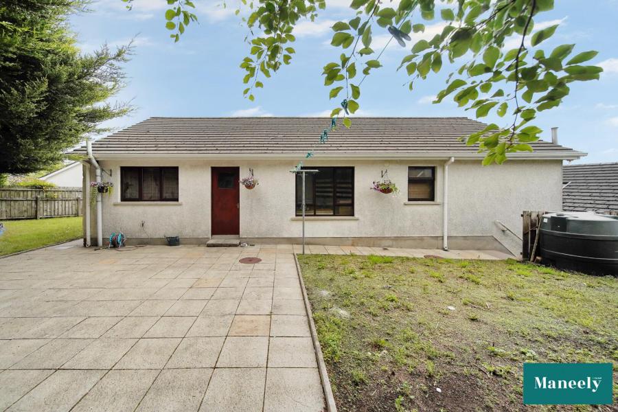 6 Willow Close
