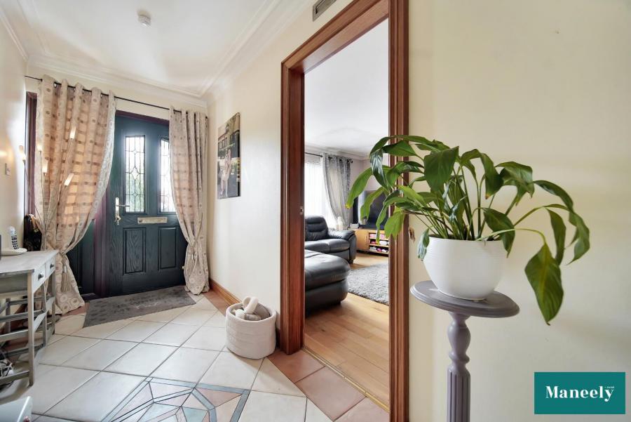 27a Back Lower Road