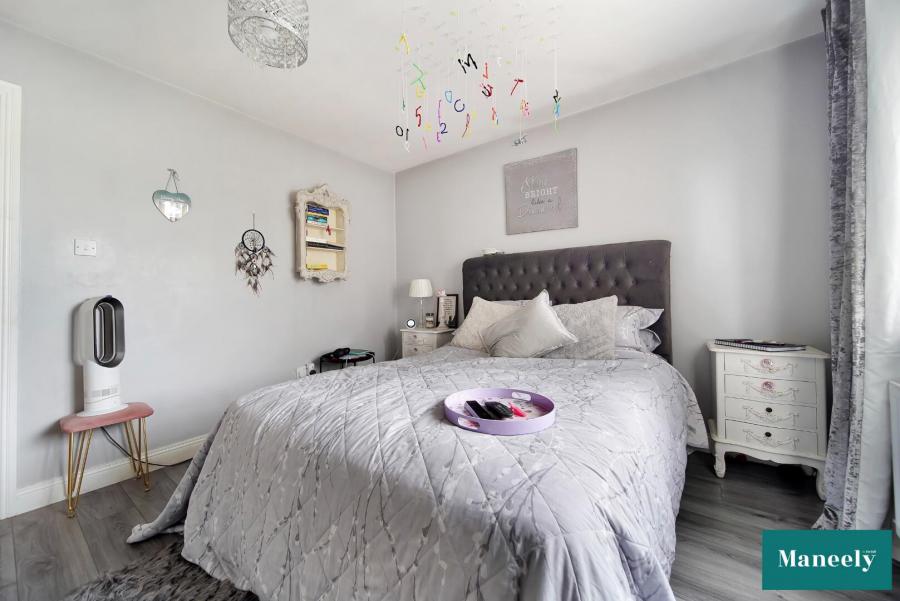 27a Back Lower Road