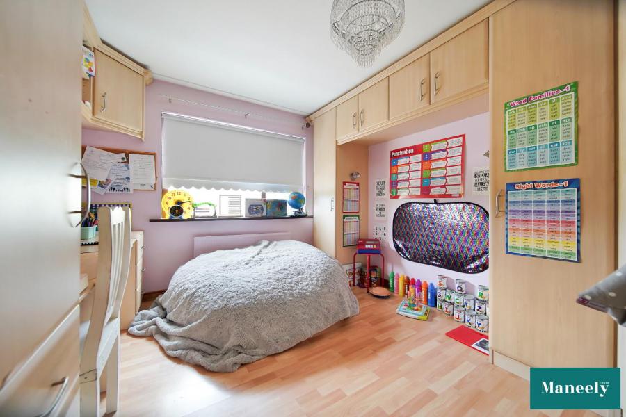 27a Back Lower Road