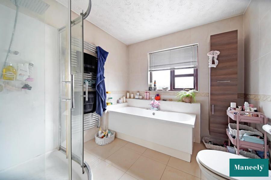 27a Back Lower Road