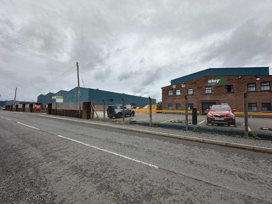Unit 1 2 & 4, 110 Trewmount Road