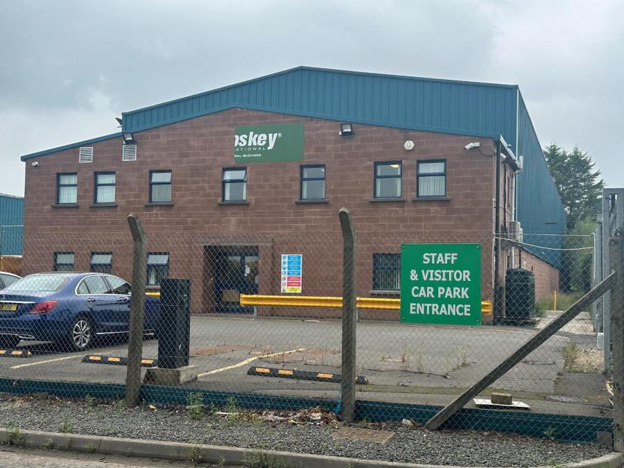 Unit 1 2 & 4, 110 Trewmount Road