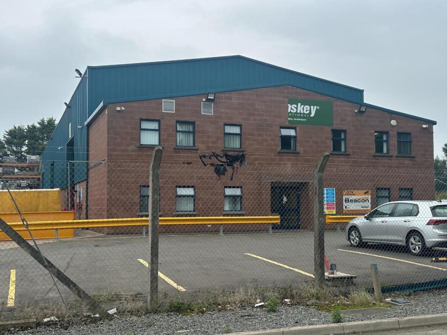 Unit 1 2 & 4, 110 Trewmount Road