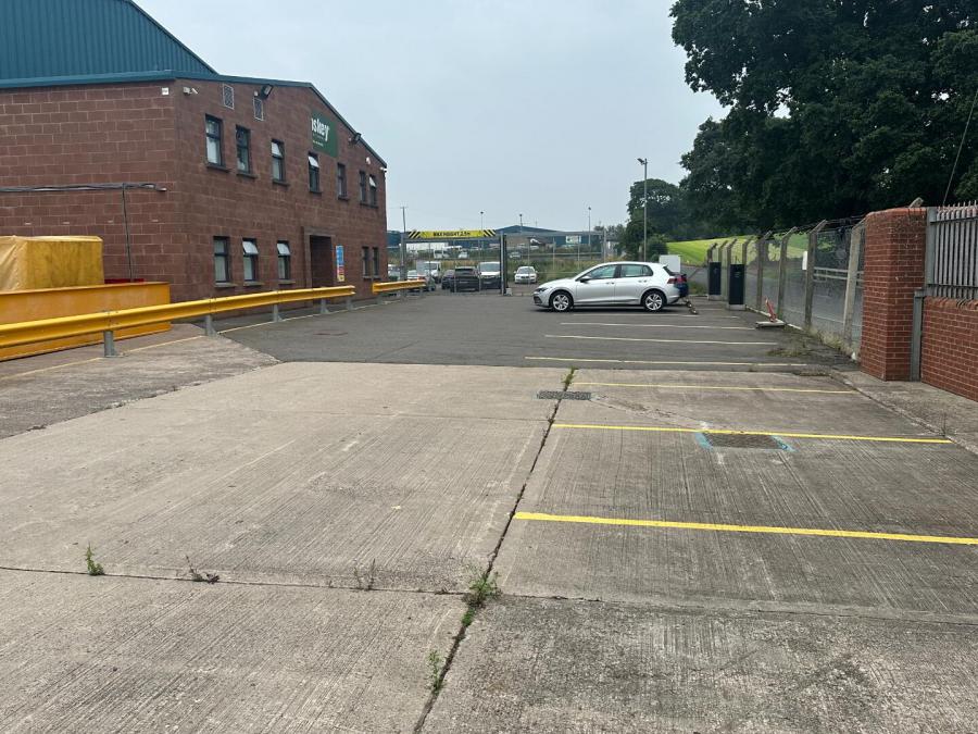 Unit 1 2 & 4, 110 Trewmount Road