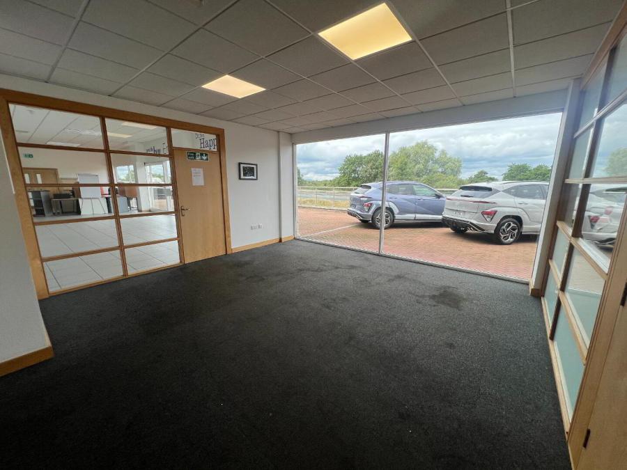 Unit 3, 162 Tamnamore Road