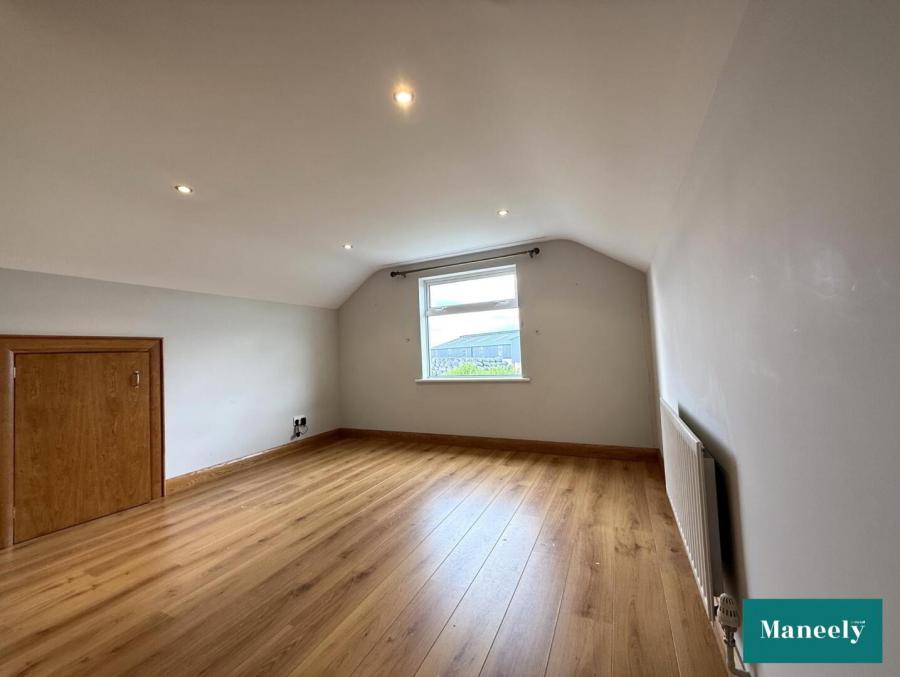 10 Ballyloughan