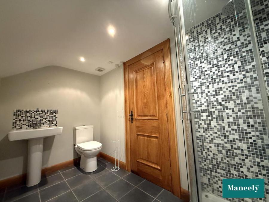 10 Ballyloughan