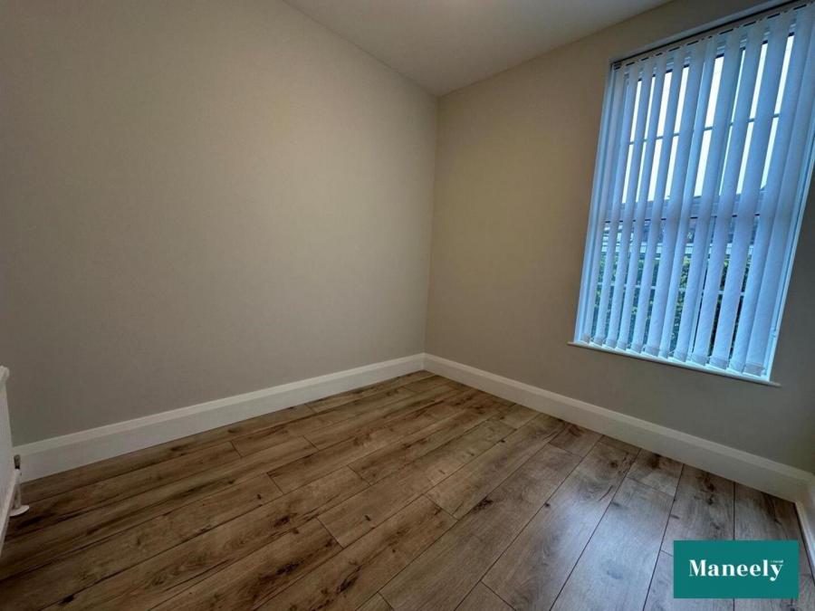 Rooms For Rent, Town Centre