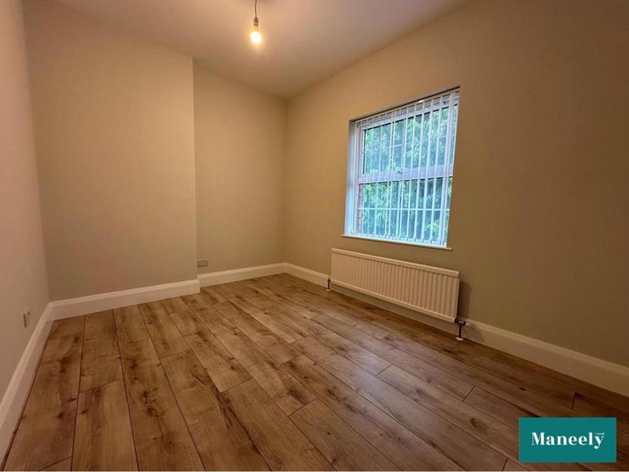 Rooms For Rent, Town Centre
