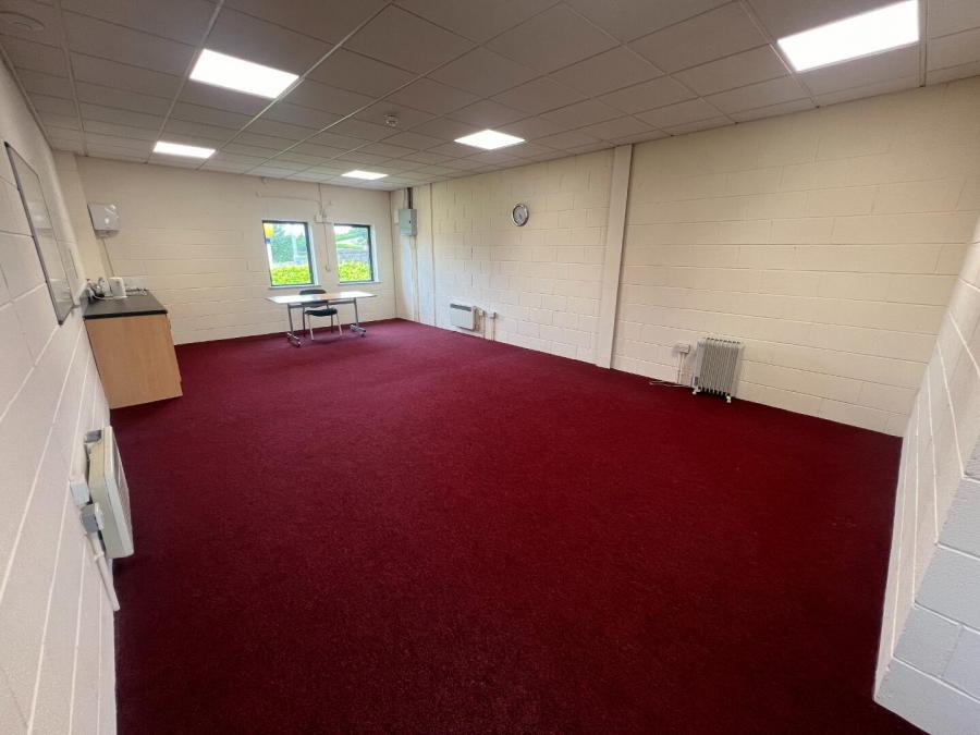 Unit 10, 4 Beechvalley Way, Ballysaggart Business Complex