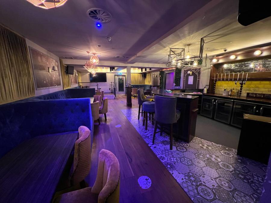 Prominent & Modern Bar, 86 Chapel Street