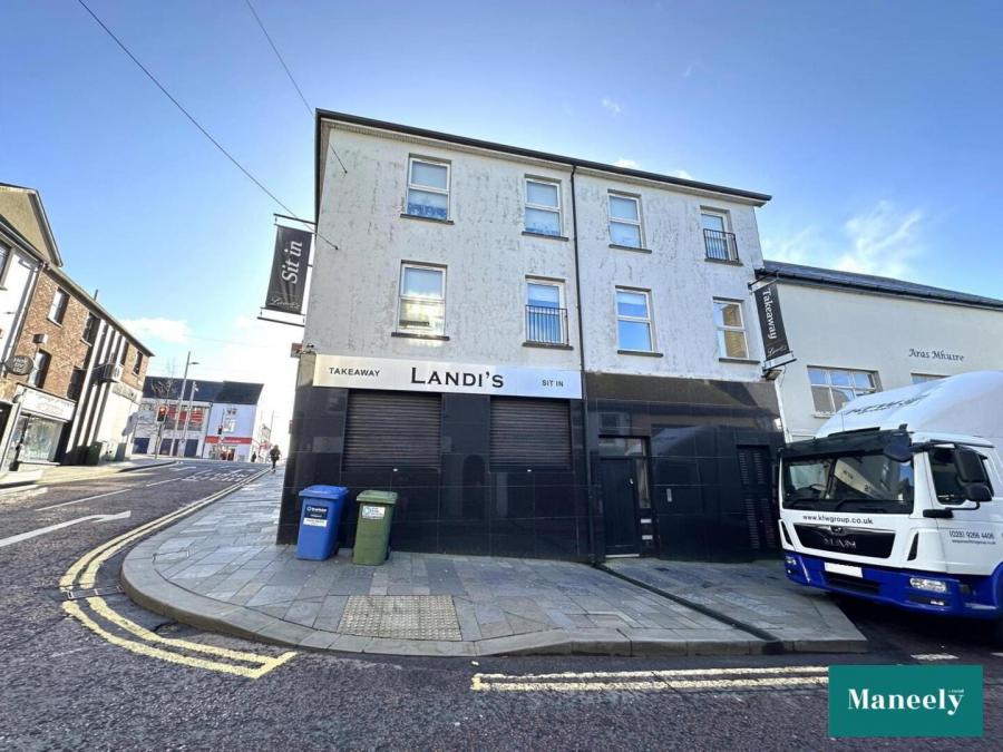 Flat 2, 8-10 Irish Street