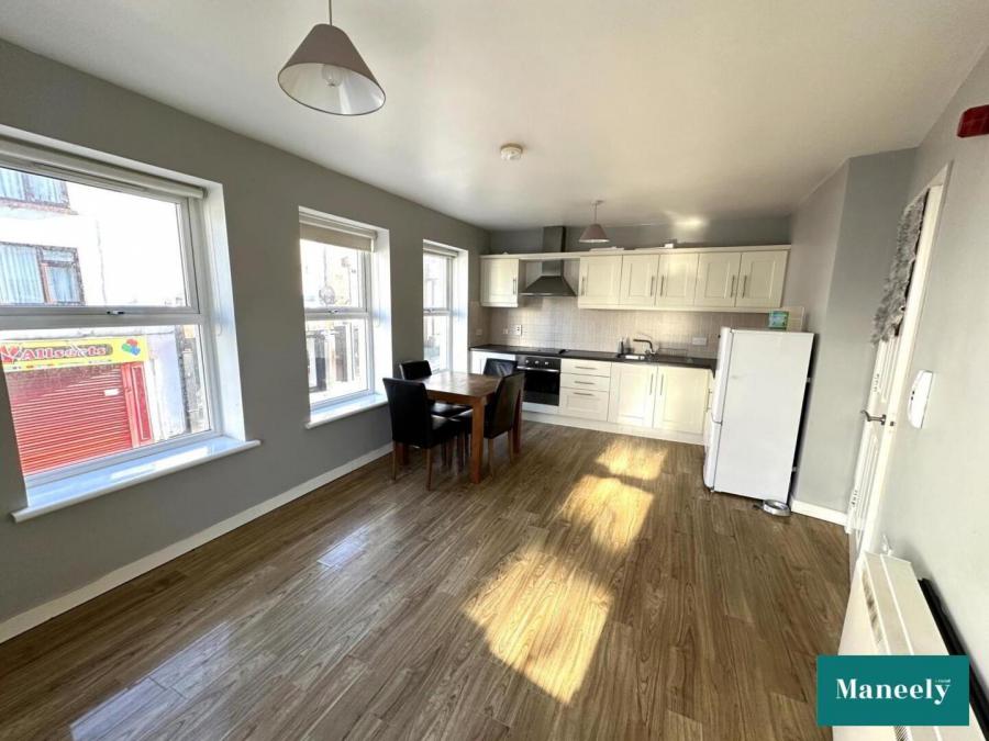 Flat 2, 8-10 Irish Street