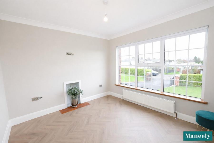 Weavers Lodge, 18 Loughview Road