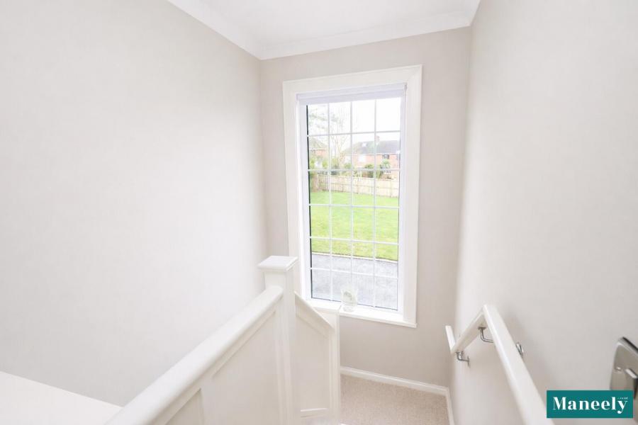 Weavers Lodge, 18 Loughview Road