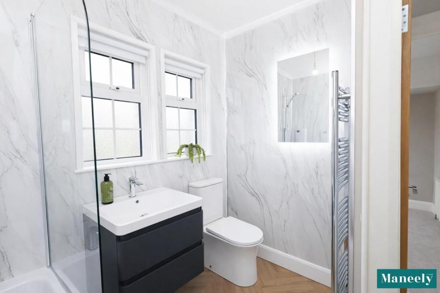 Weavers Lodge, 18 Loughview Road