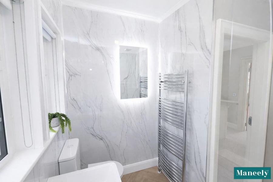 Weavers Lodge, 18 Loughview Road