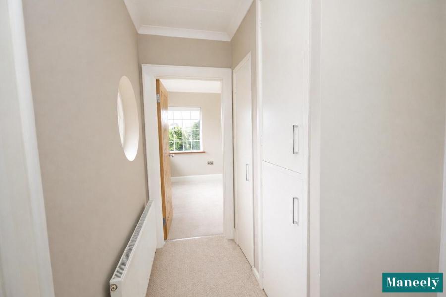 Weavers Lodge, 18 Loughview Road