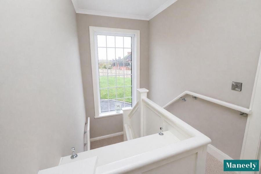 Weavers Lodge, 18 Loughview Road