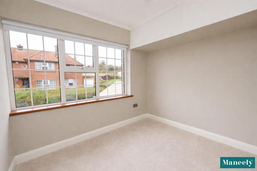 Weavers Lodge, 18 Loughview Road