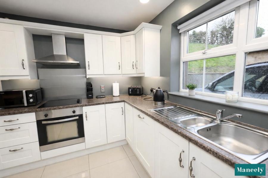 7 Killybrackey Heights