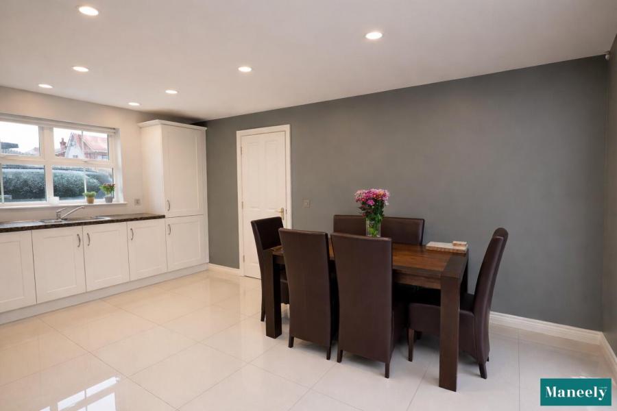 7 Killybrackey Heights