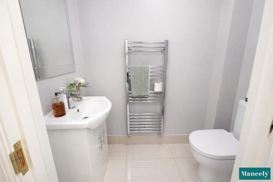 7 Killybrackey Heights