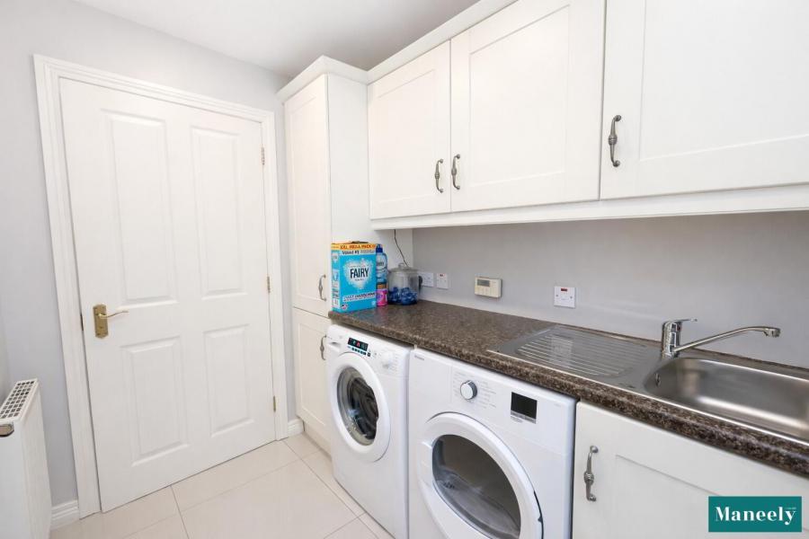 7 Killybrackey Heights