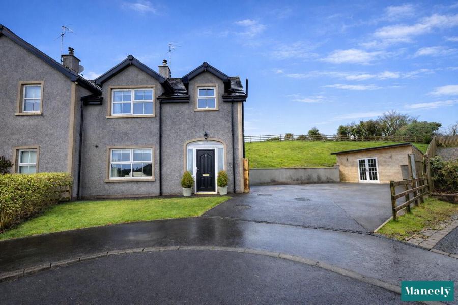 7 Killybrackey Heights