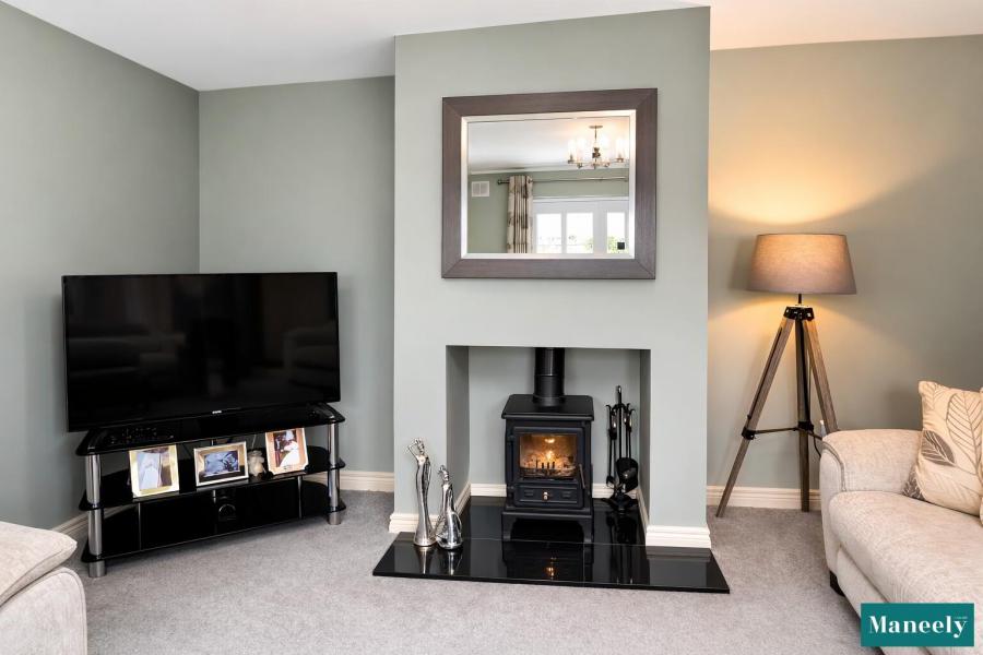 7 Killybrackey Heights