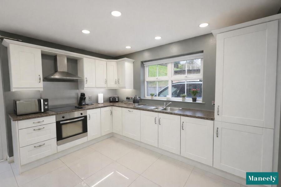 7 Killybrackey Heights