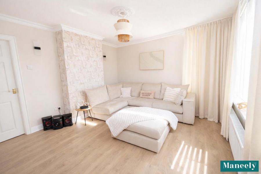 54 Ballysaggart Park