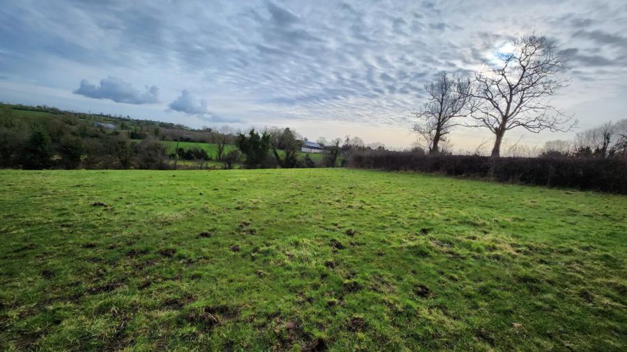 Lands At Tyghan Lane, Legilly Road