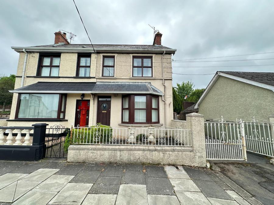 42 Killyman Street