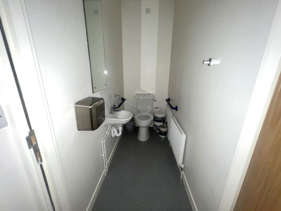 Unit 1, 2 Beechvalley Way