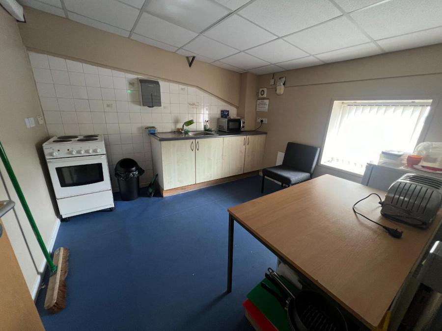 Unit 2, 8 Beechvalley Way