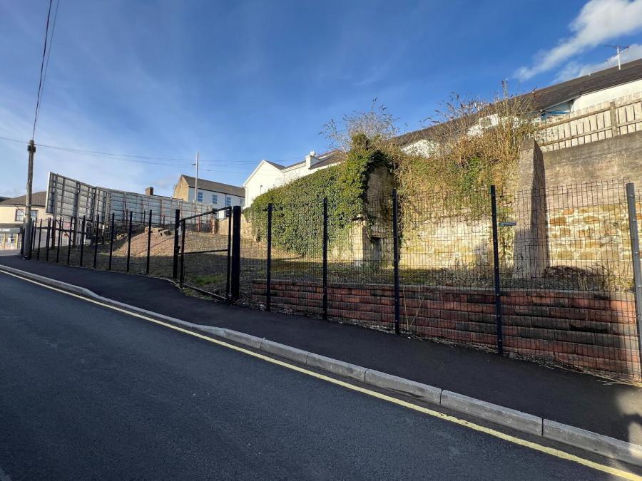 Yard At The Junction Of, Scotch Street & Barrack Street