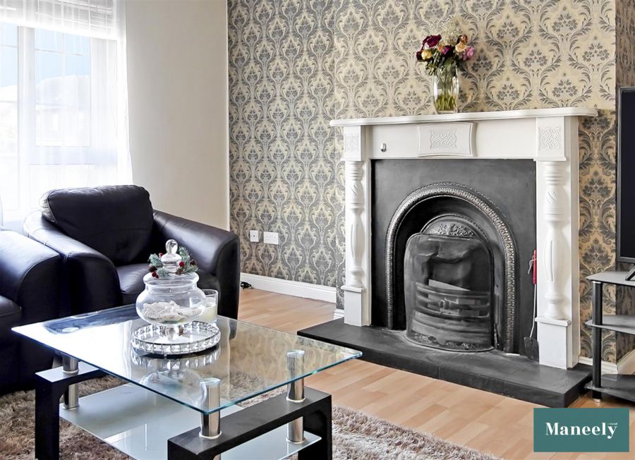 27 Clonabay