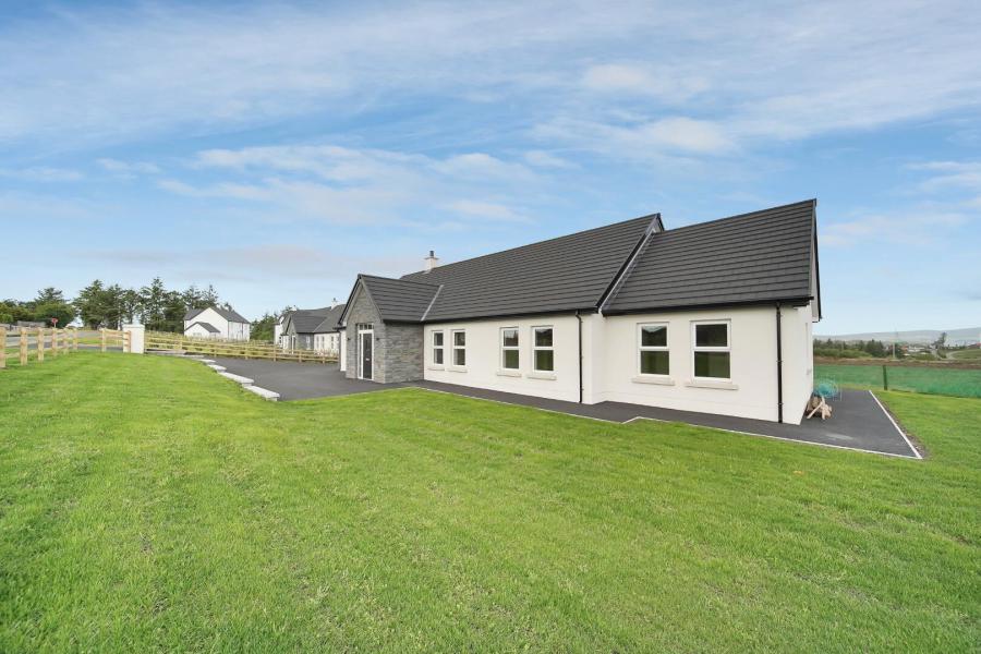 3, Loughmallon Road