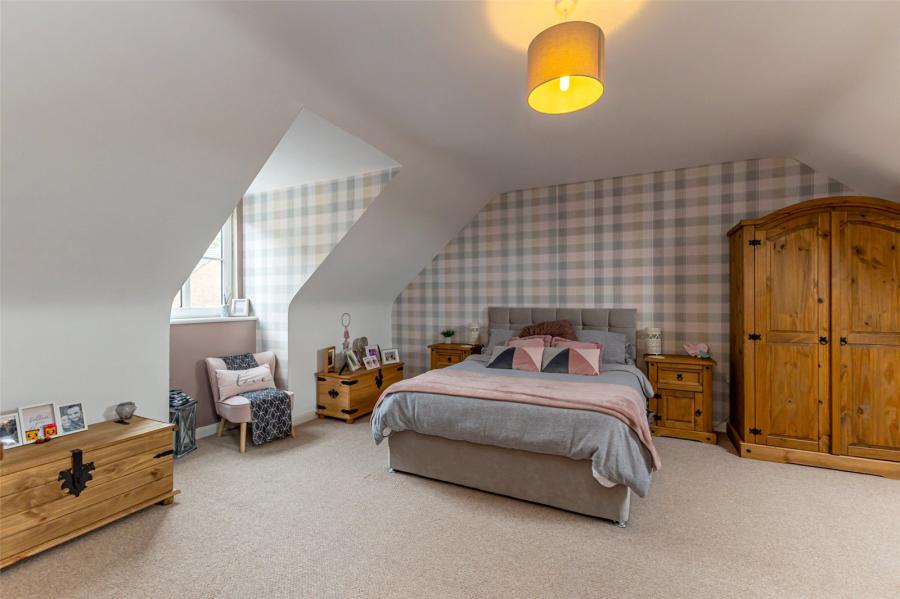 9 Woodgate
