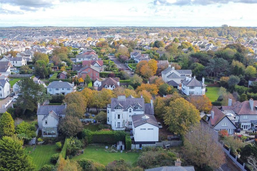 Apartment 3, 30 Maxwell Road