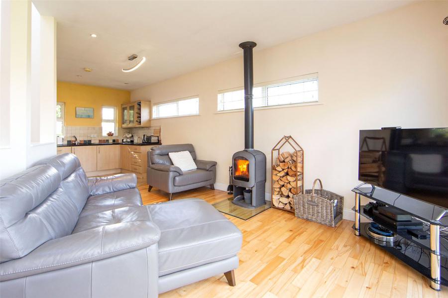 Apartment 3, 30 Maxwell Road