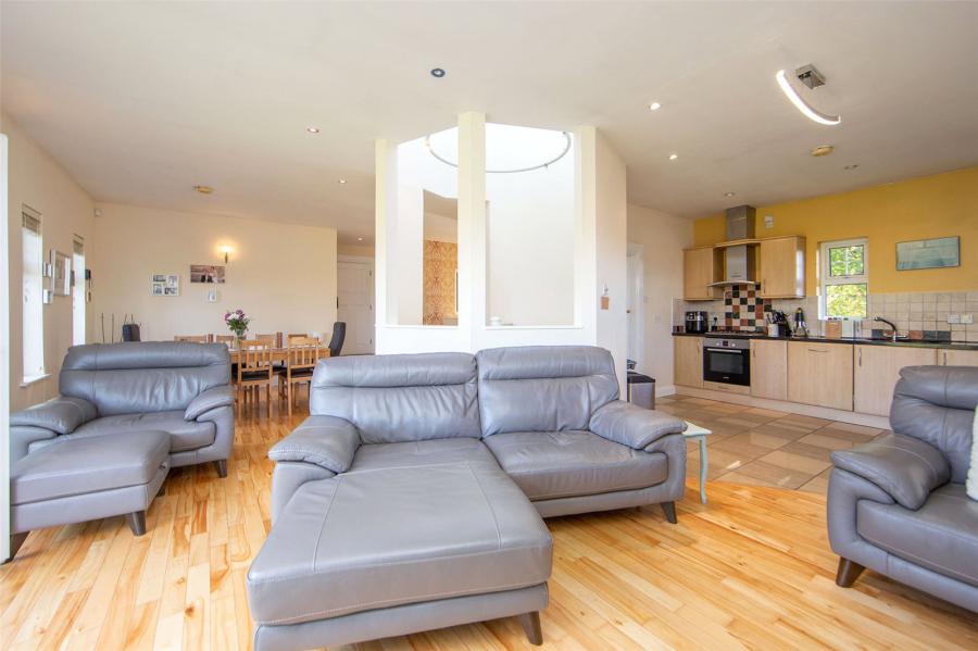 Apartment 3, 30 Maxwell Road