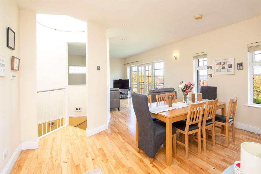 Apartment 3, 30 Maxwell Road