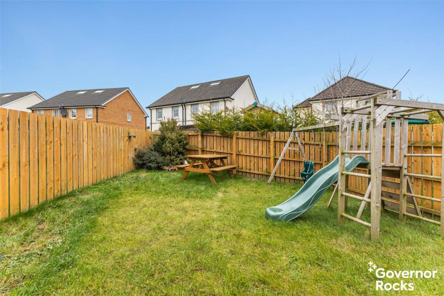 1 Rocklyn Place
