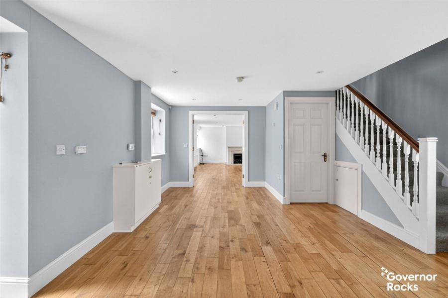 3 Manor Farm Court