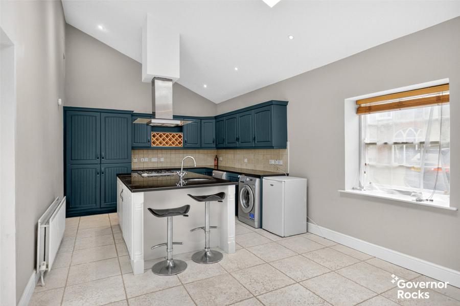 3 Manor Farm Court