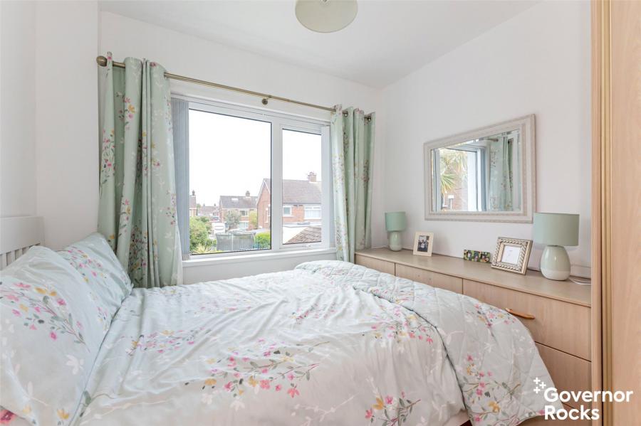 52 Chippendale Avenue