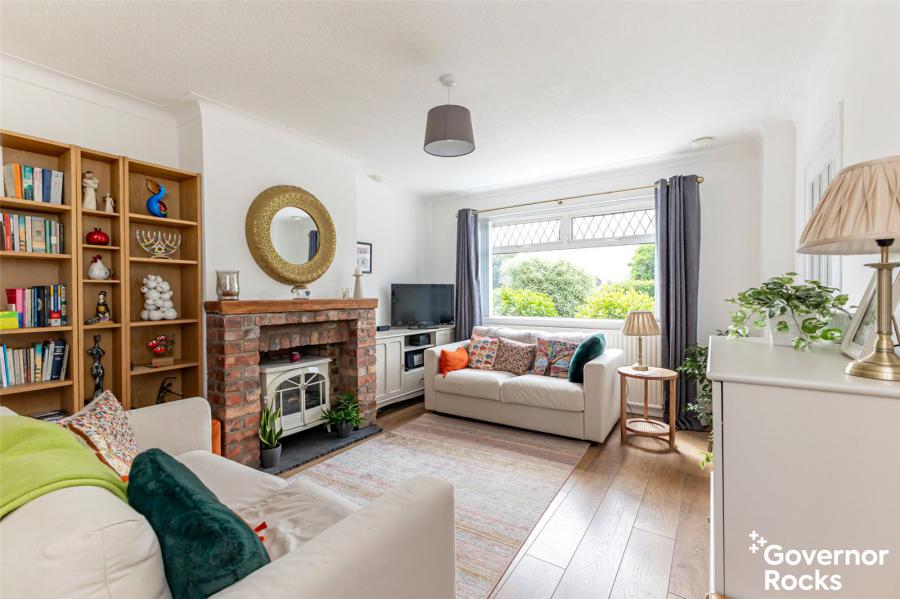 52 Chippendale Avenue